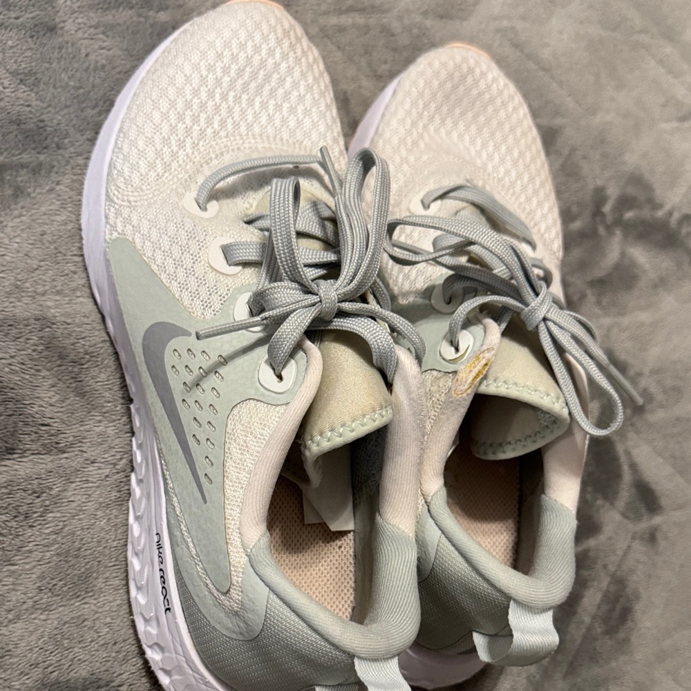 Nike Women's Athletic Shoes in mint green